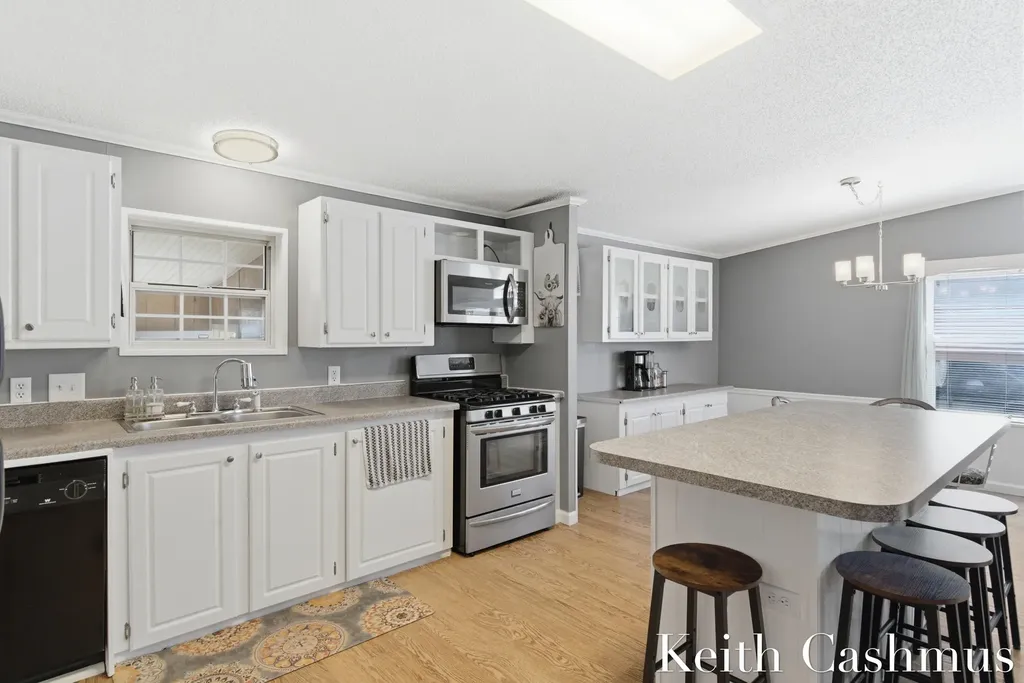 1274 Oaklea Street Muskegon Charter Township MI 49442
