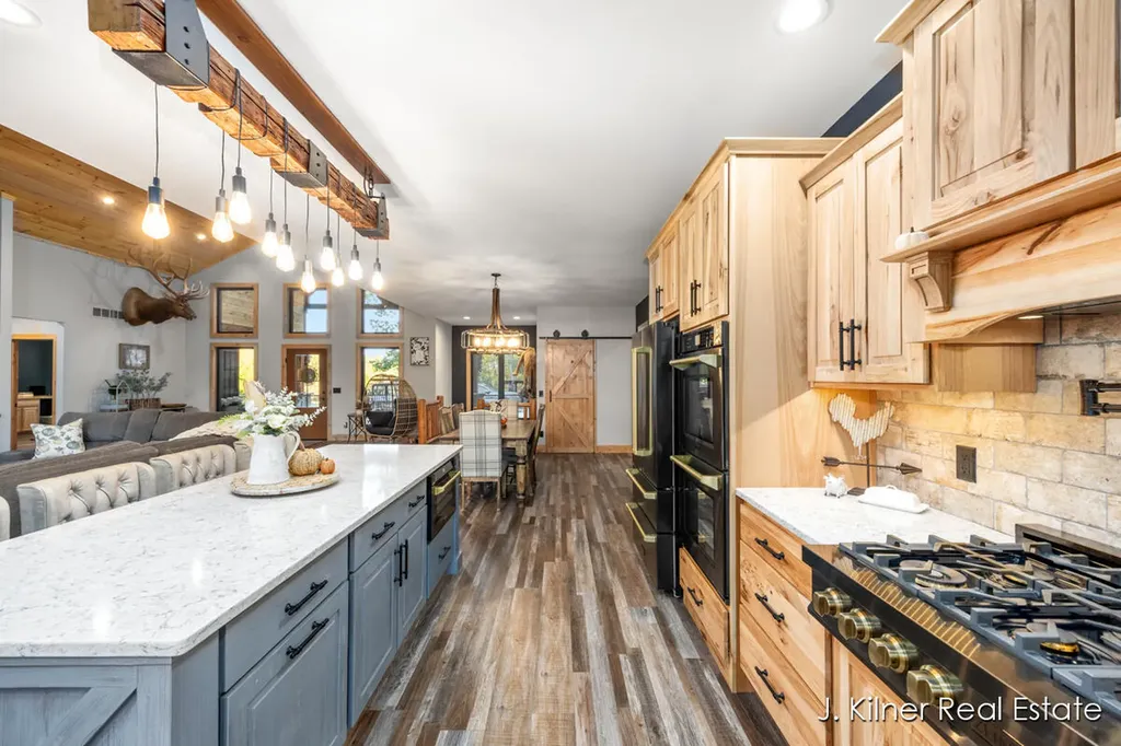 4390 22 Mile Road NW Tyrone Township MI 49330
