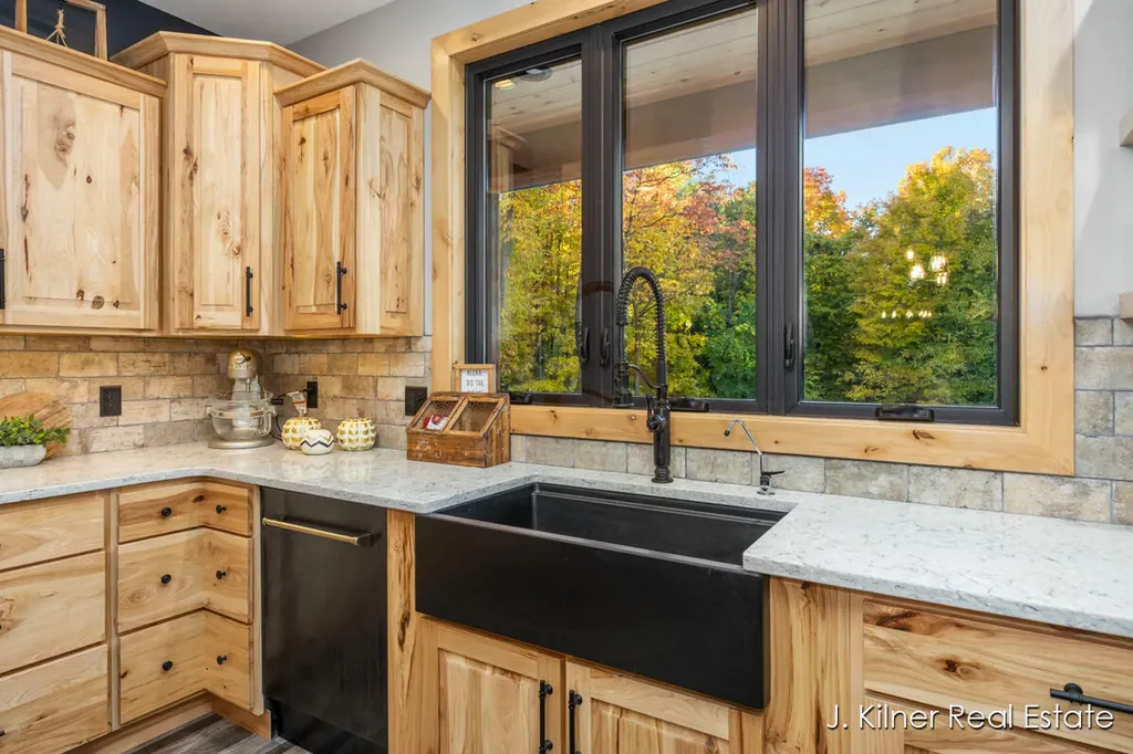 4390 22 Mile Road NW Tyrone Township MI 49330