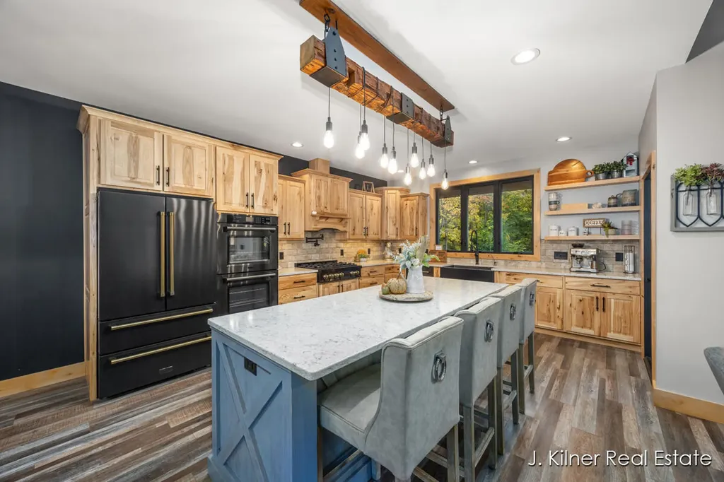 4390 22 Mile Road NW Tyrone Township MI 49330