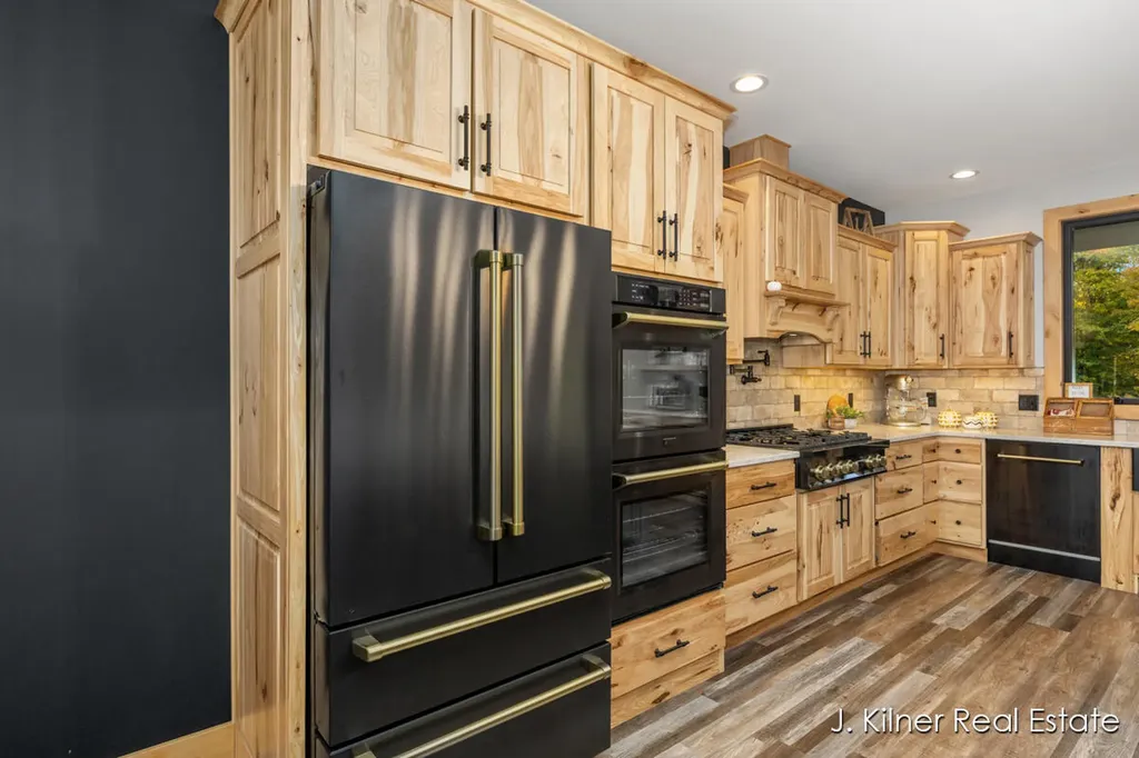 4390 22 Mile Road NW Tyrone Township MI 49330