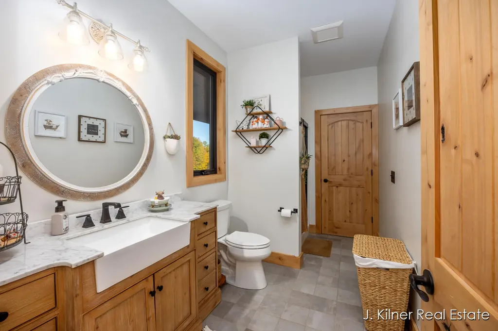 4390 22 Mile Road NW Tyrone Township MI 49330