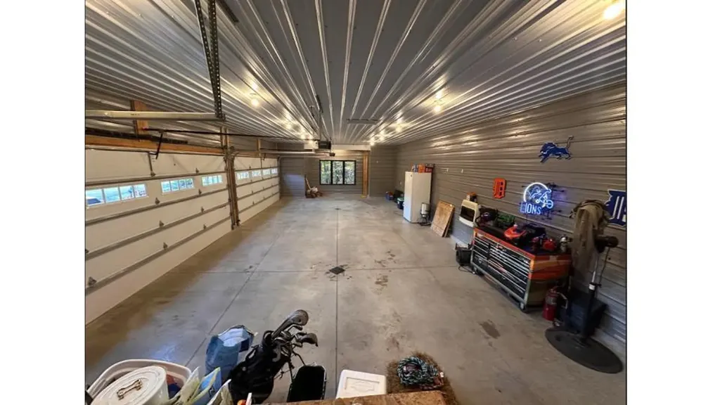 4390 22 Mile Road NW Tyrone Township MI 49330