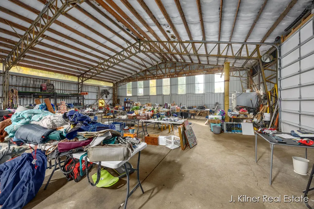 4390 22 Mile Road NW Tyrone Township MI 49330
