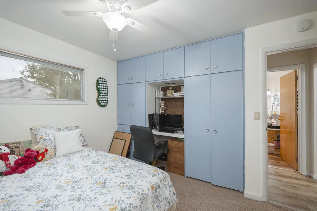 3104 E Apple Avenue Muskegon Charter Township MI 49442