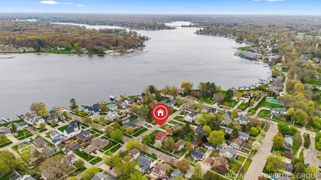 218 N Jackson Street Spring Lake Village MI 49456