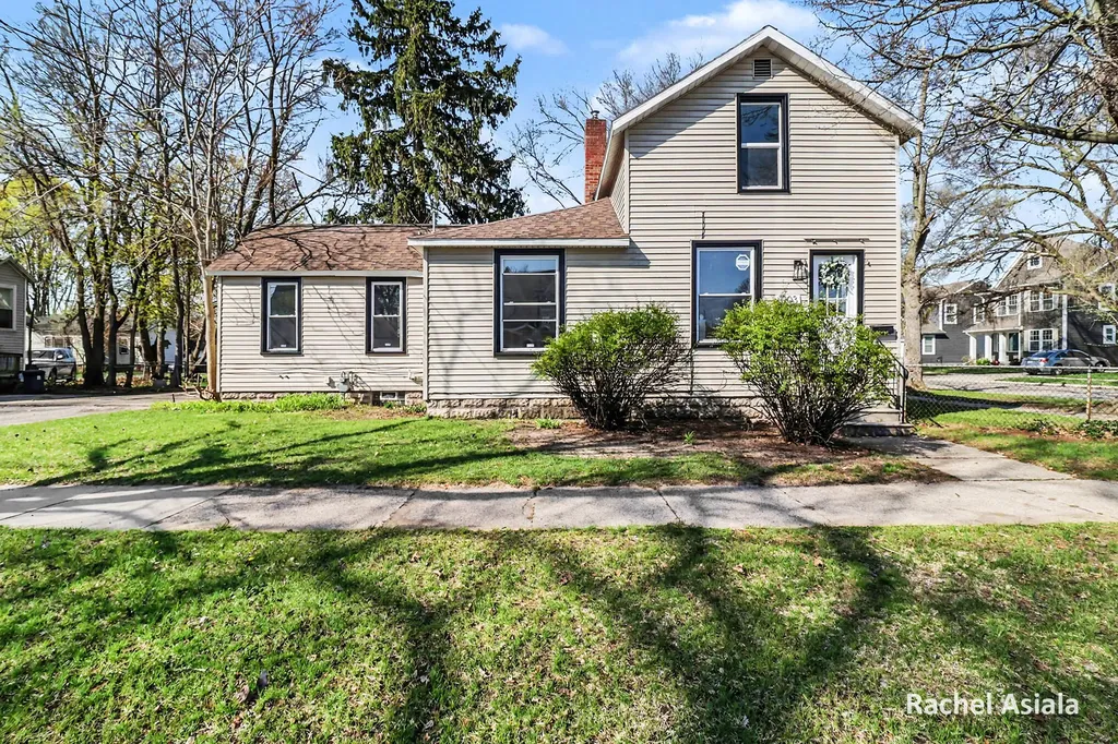 1203 4th Street Muskegon City MI 49441