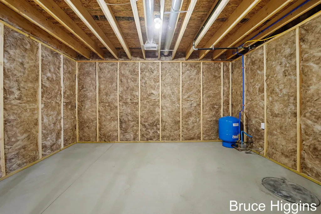 8516 Warner Street Allendale Charter Township MI 49401