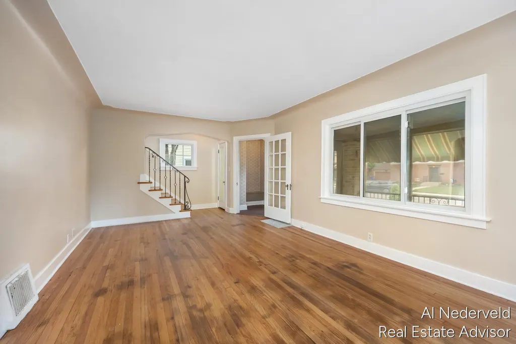 2457 Godwin Avenue SE Grand Rapids City MI 49507