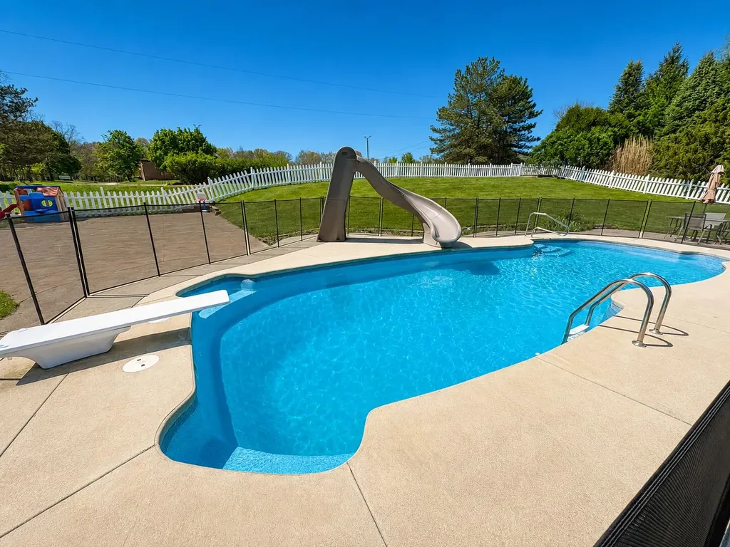 1251 Sweetwood Drive Ingham Township MI 48864