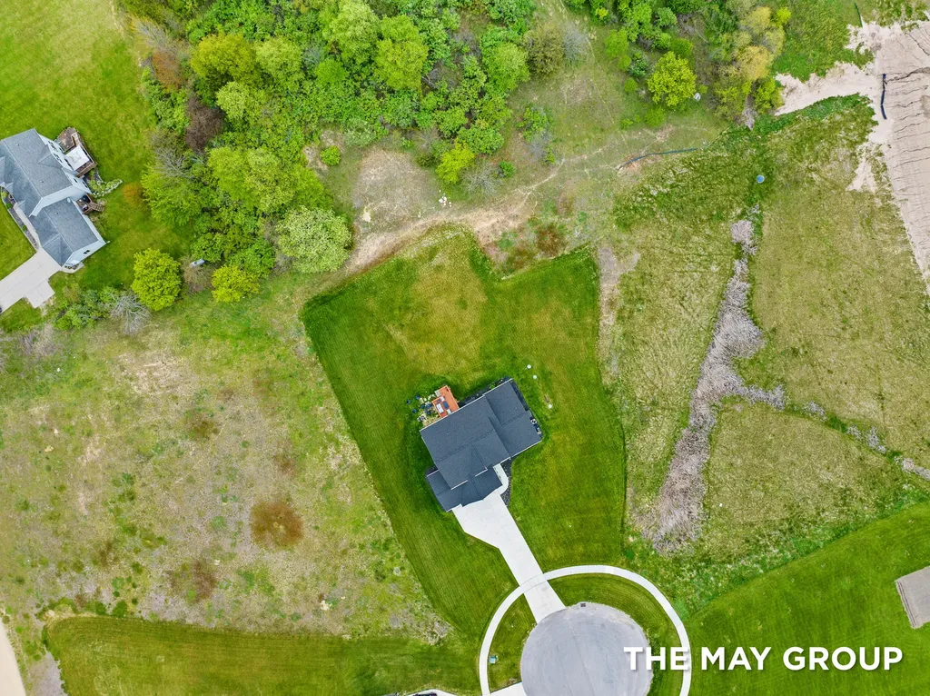 5757 Thornapple Mill Court Caledonia Township MI 49316