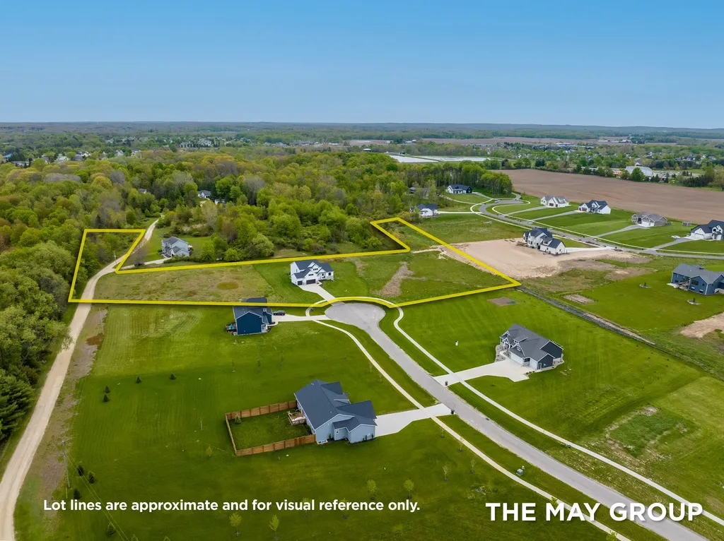 5757 Thornapple Mill Court Caledonia Township MI 49316
