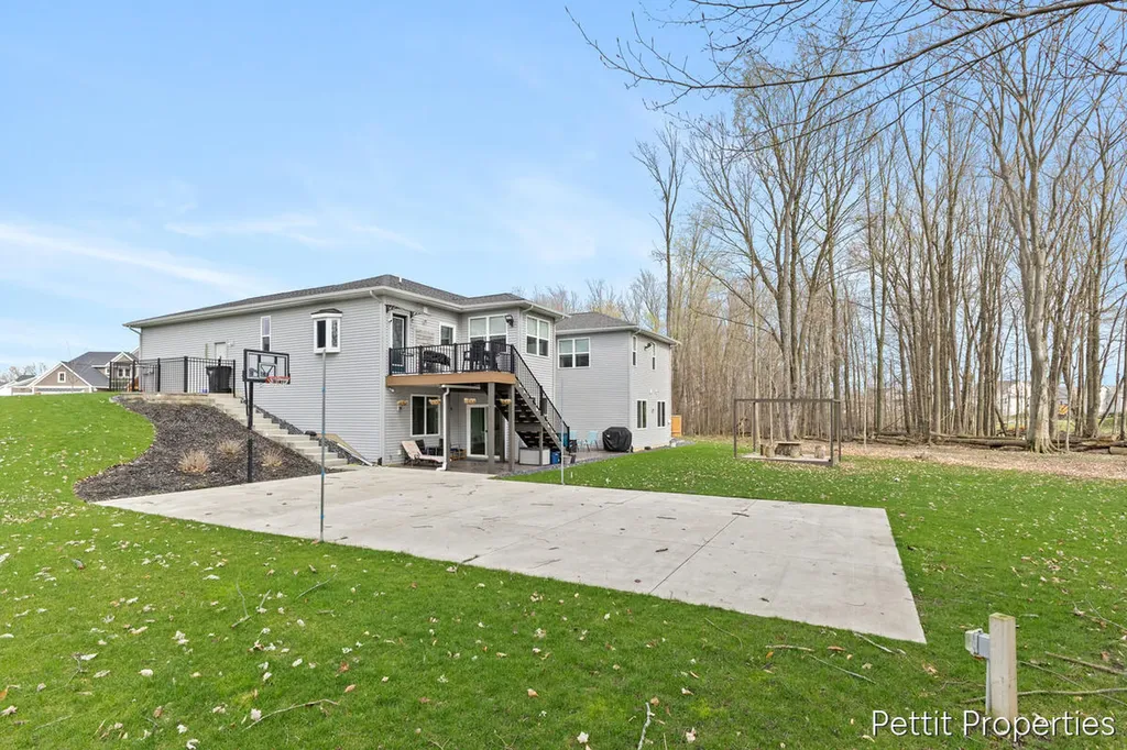 1835 Gloryfield Drive SW Byron Township MI 49315