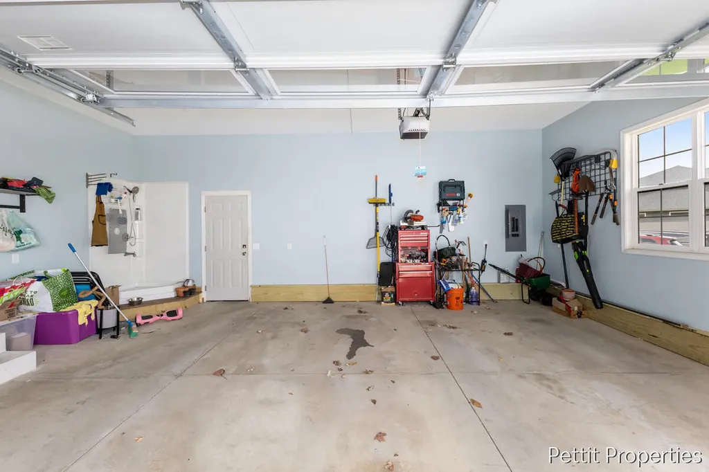 1835 Gloryfield Drive SW Byron Township MI 49315