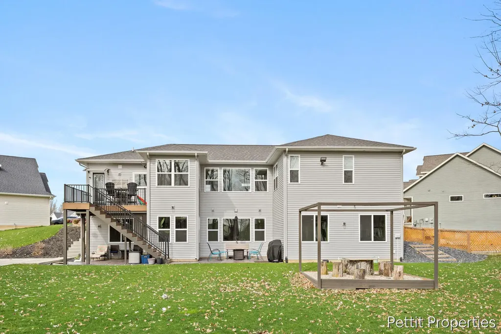 1835 Gloryfield Drive SW Byron Township MI 49315