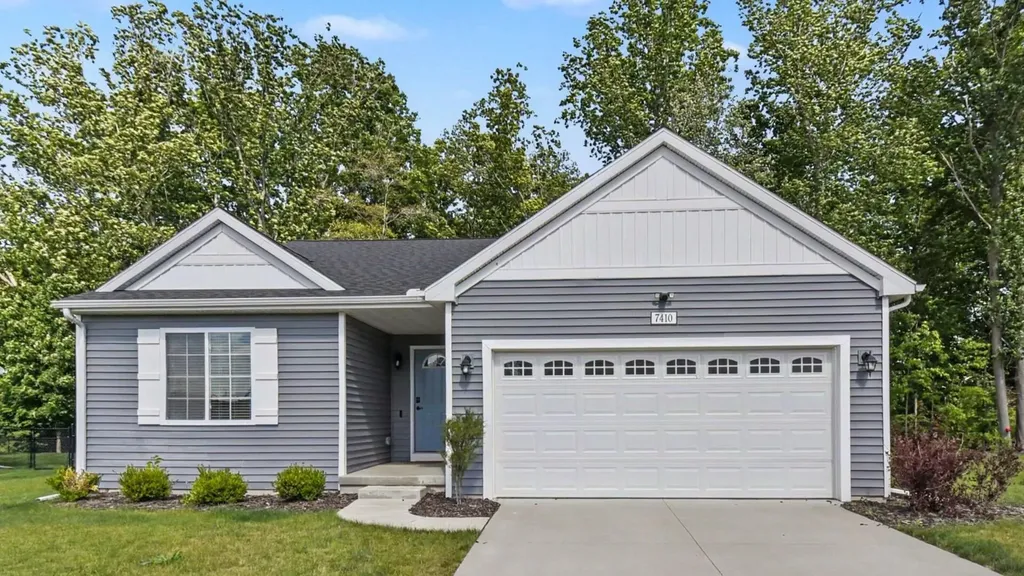 7410 Bramling Drive SE Caledonia Township MI 49316