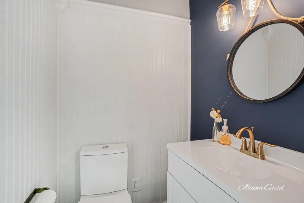 385 Marquette Avenue Park Township MI 49424