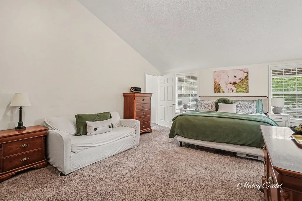 385 Marquette Avenue Park Township MI 49424