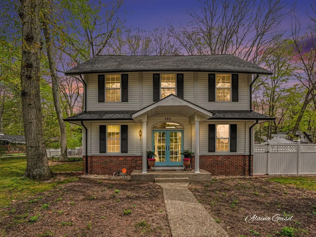 385 Marquette Avenue Park Township MI 49424
