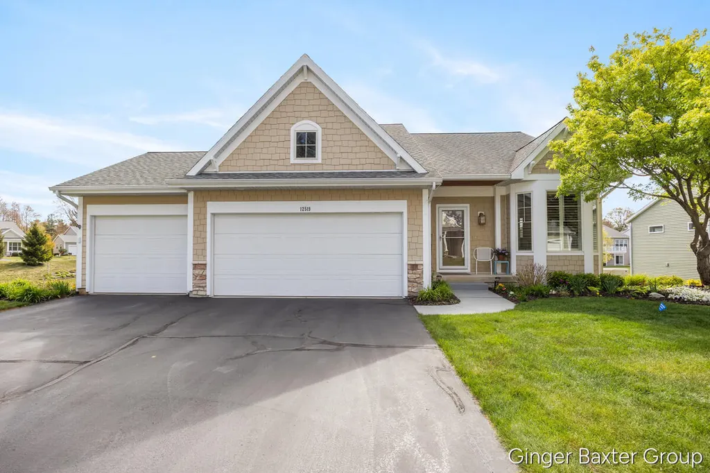 12519 Retreat Drive Grand Haven Charter Township MI 49417