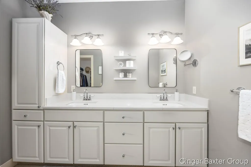 12519 Retreat Drive Grand Haven Charter Township MI 49417