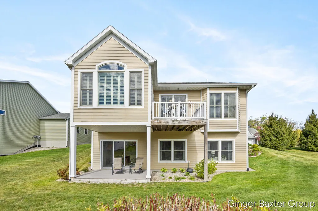 12519 Retreat Drive Grand Haven Charter Township MI 49417