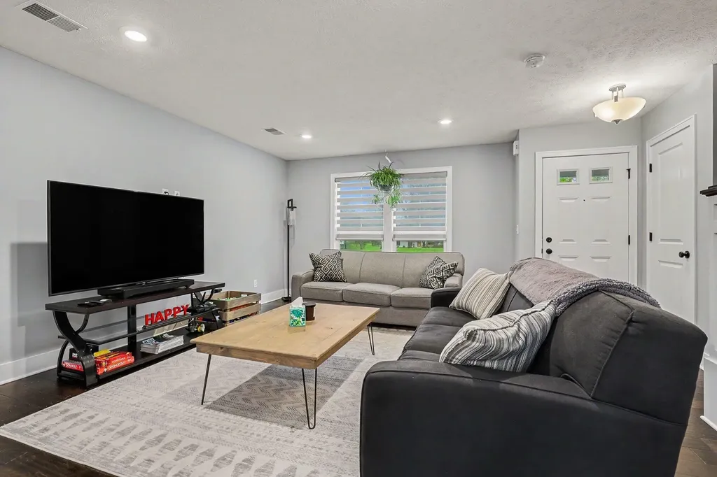 6897 Myers Lake Avenue NE Cannon Township MI 49341