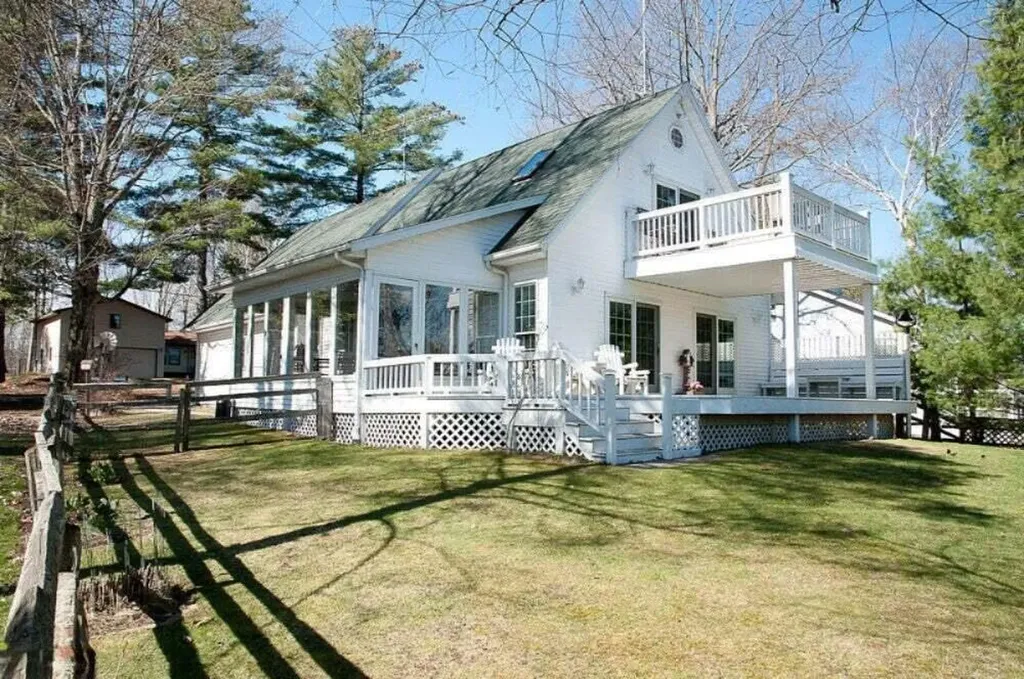 310 Morse Drive Belvidere Township MI 48886