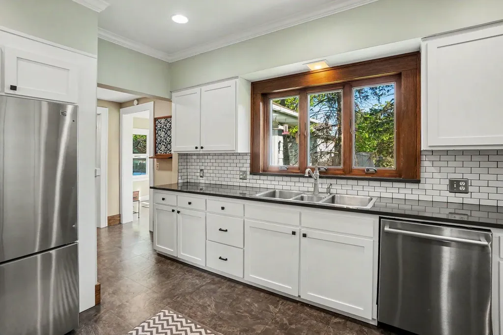 5577 Madison Avenue Hudsonville City MI 49426