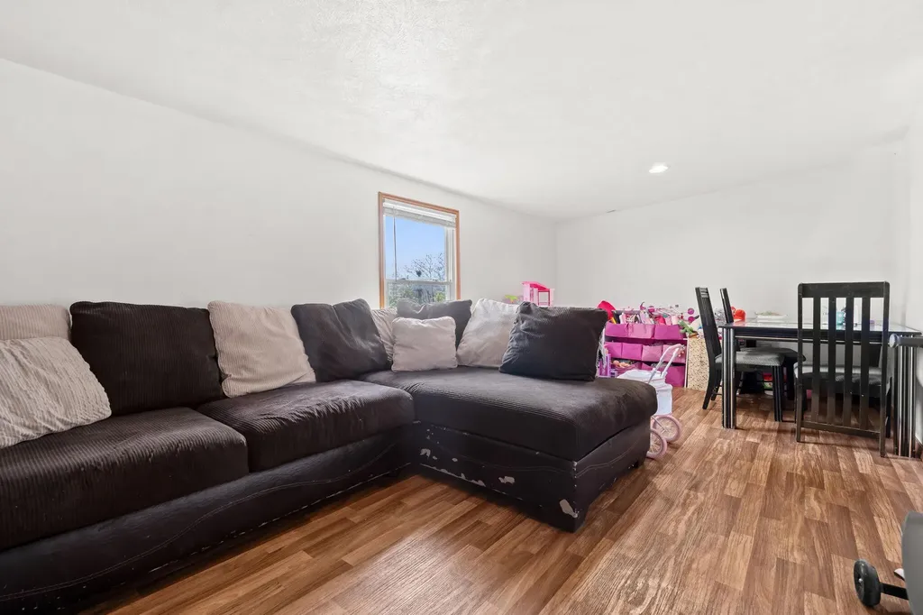 1034 Norwich Avenue SW Grand Rapids City MI 49503