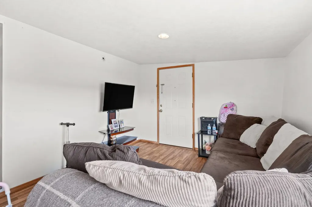1034 Norwich Avenue SW Grand Rapids City MI 49503