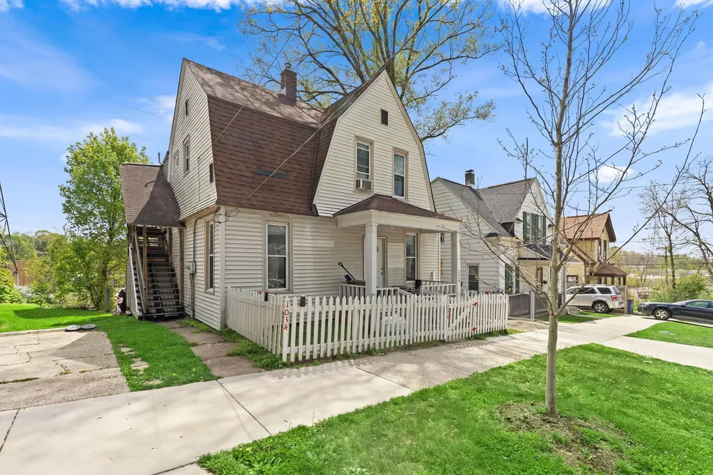 1034 Norwich Avenue SW Grand Rapids City MI 49503