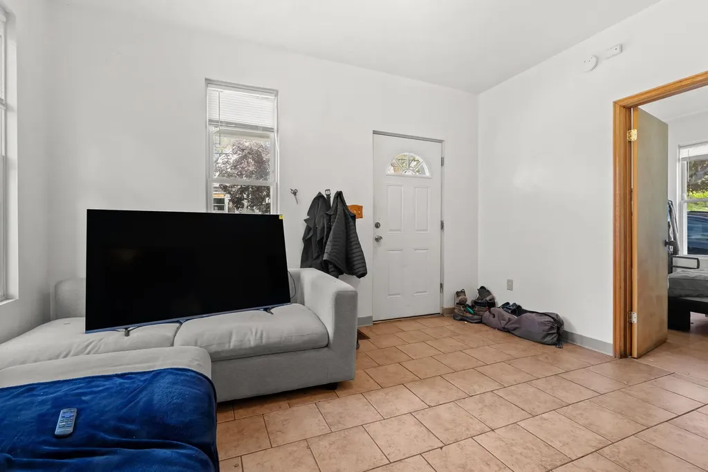 1034 Norwich Avenue SW Grand Rapids City MI 49503