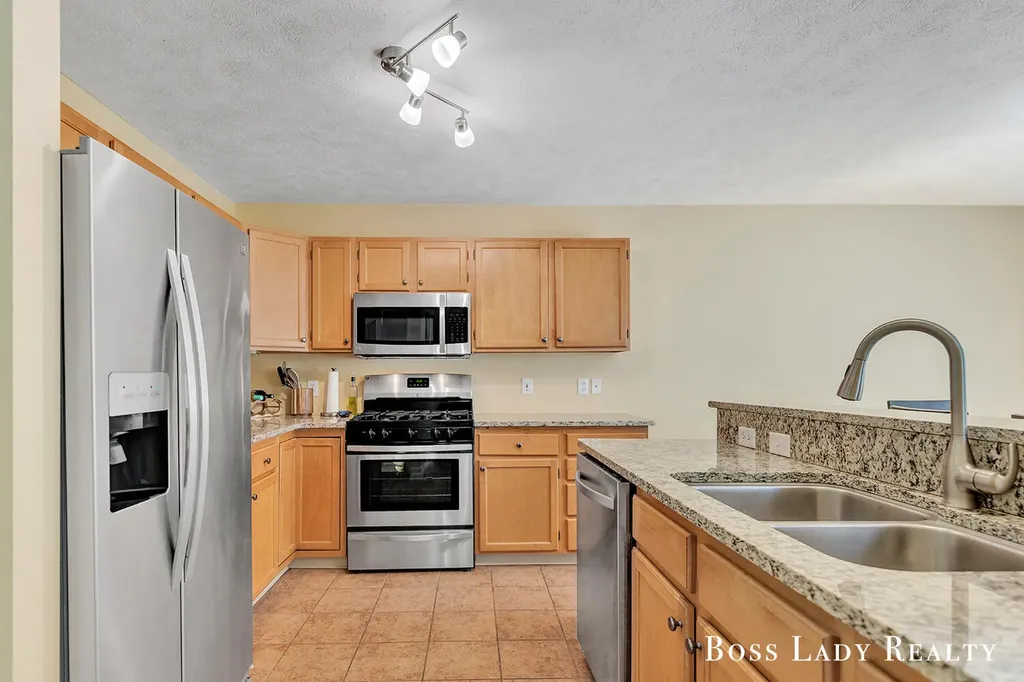 3960 Old Elm Drive SE Kentwood City MI 49512
