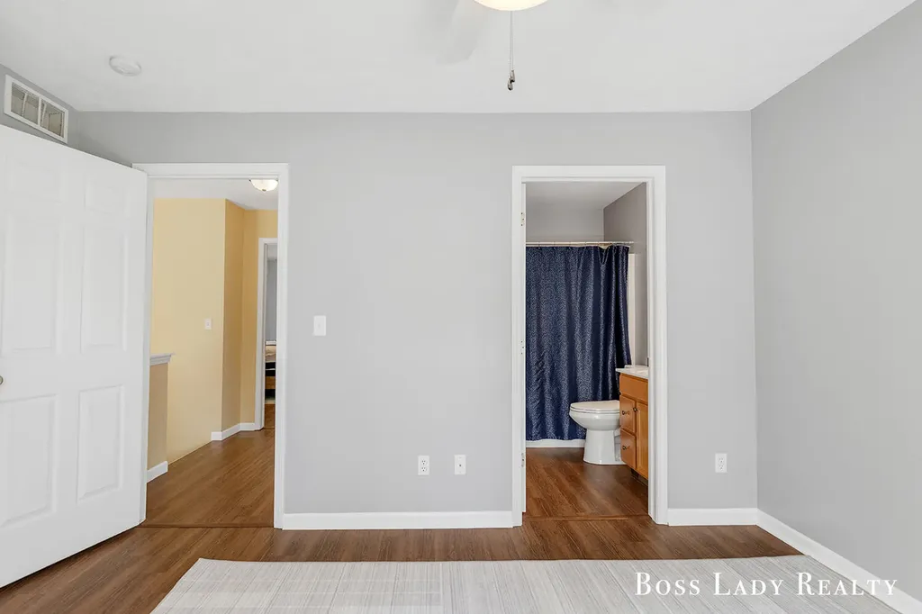 3960 Old Elm Drive SE Kentwood City MI 49512