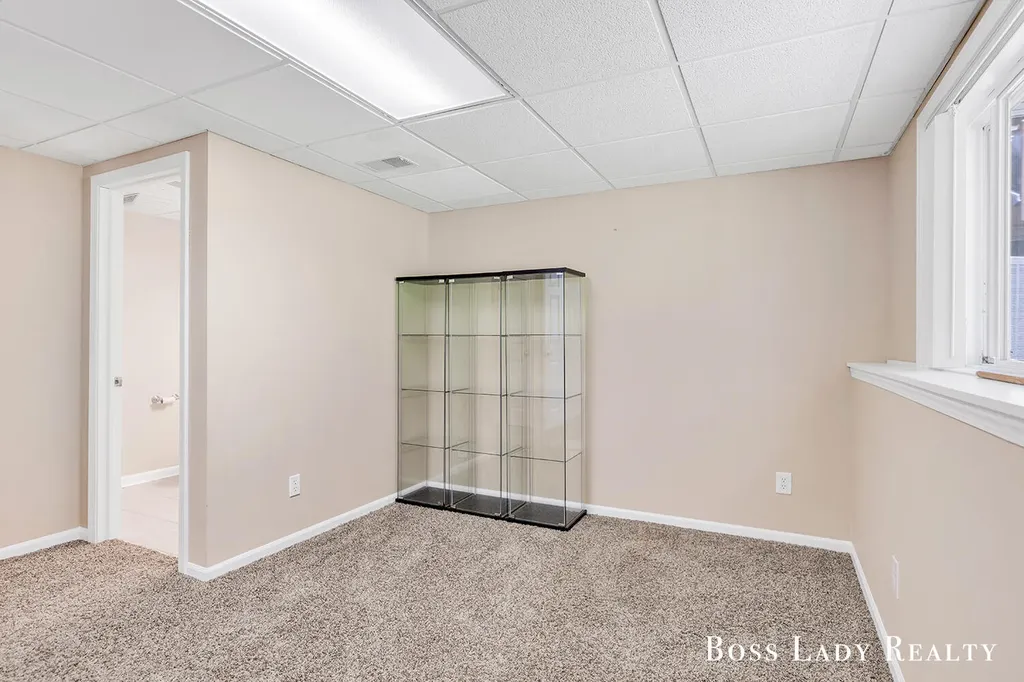 3960 Old Elm Drive SE Kentwood City MI 49512