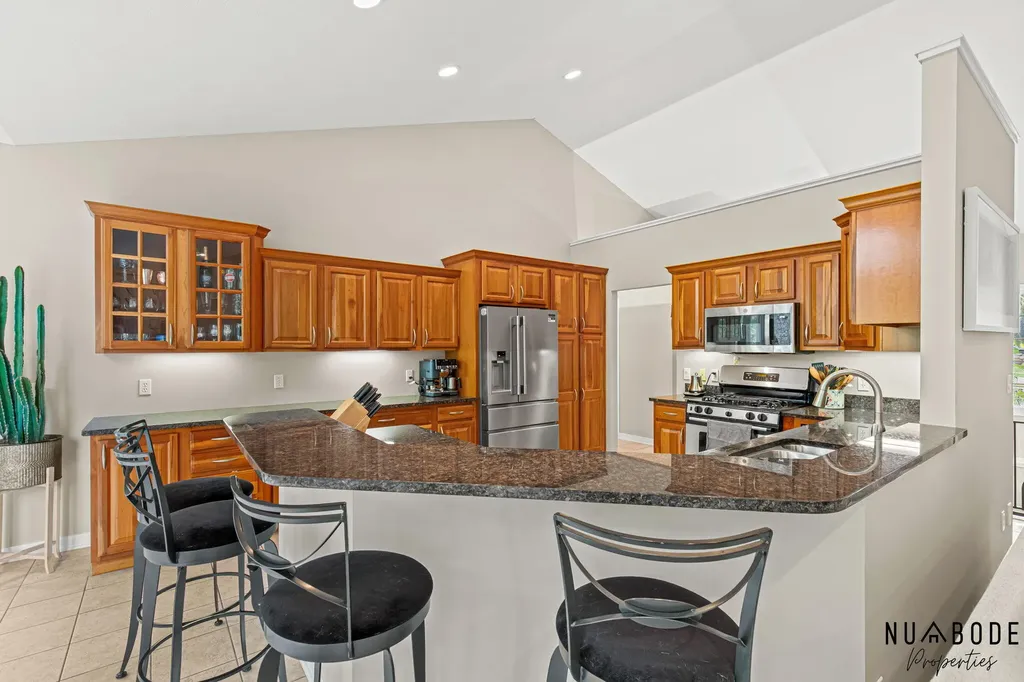 2333 Longmeadow Street NW Grand Rapids City MI 49504
