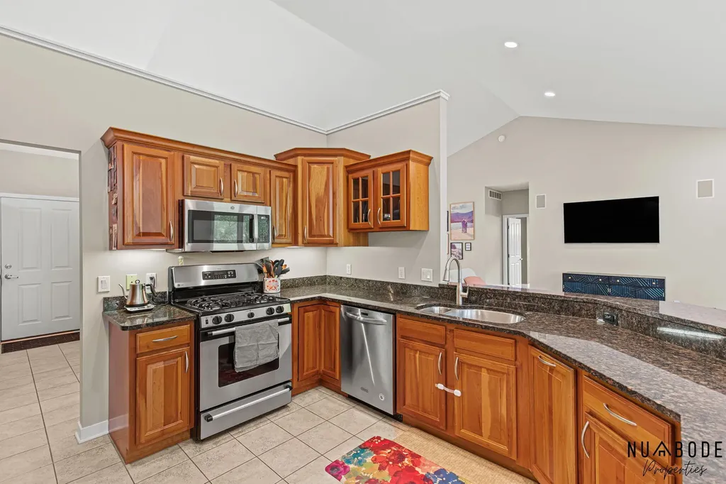 2333 Longmeadow Street NW Grand Rapids City MI 49504