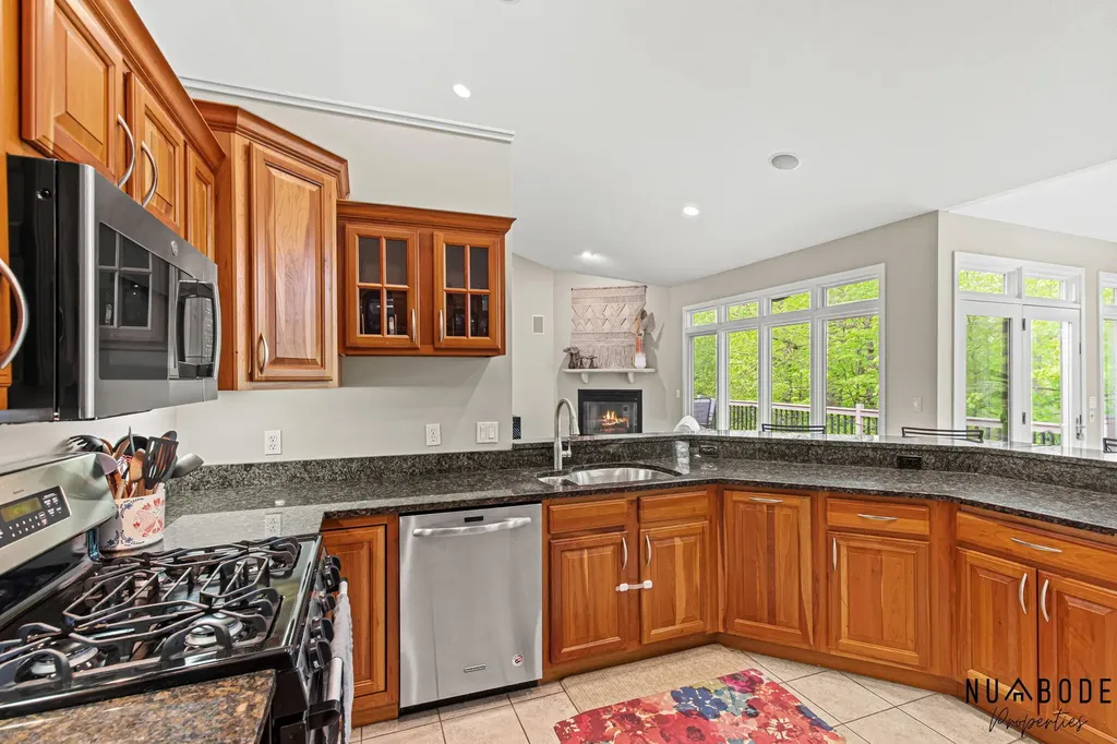 2333 Longmeadow Street NW Grand Rapids City MI 49504