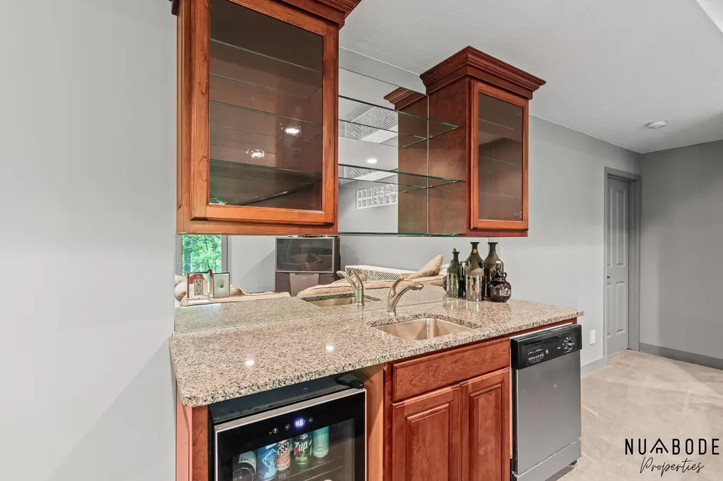 2333 Longmeadow Street NW Grand Rapids City MI 49504