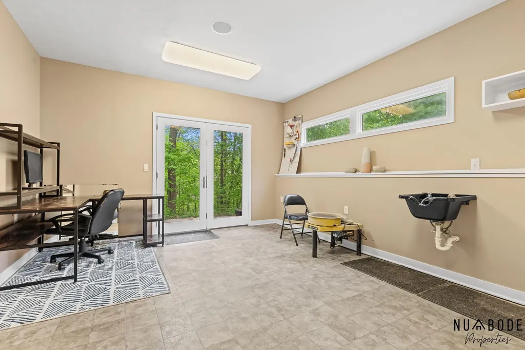 2333 Longmeadow Street NW Grand Rapids City MI 49504
