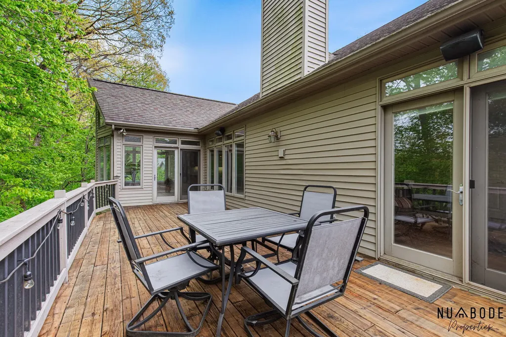 2333 Longmeadow Street NW Grand Rapids City MI 49504