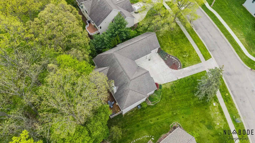 2333 Longmeadow Street NW Grand Rapids City MI 49504