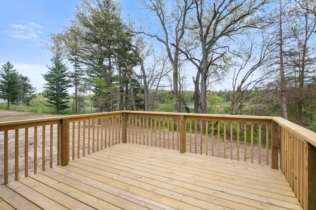 12165 Pine Meadows Drive Yankee Springs Township MI 49348