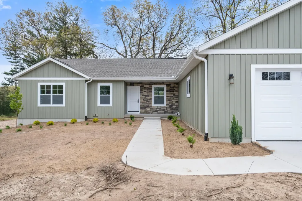 12165 Pine Meadows Drive Yankee Springs Township MI 49348