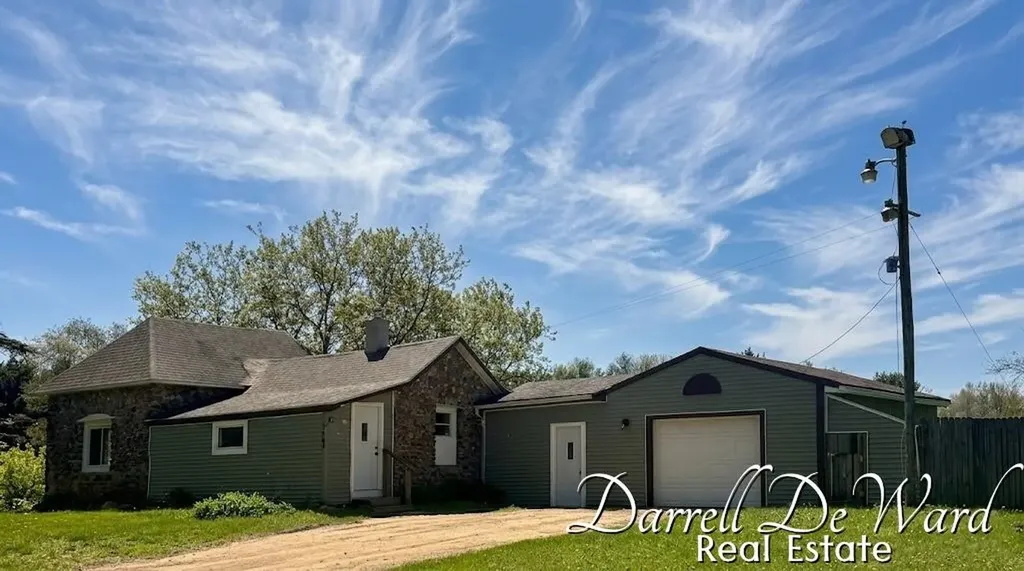 8425 N Holland Road Belvidere Township MI 48886