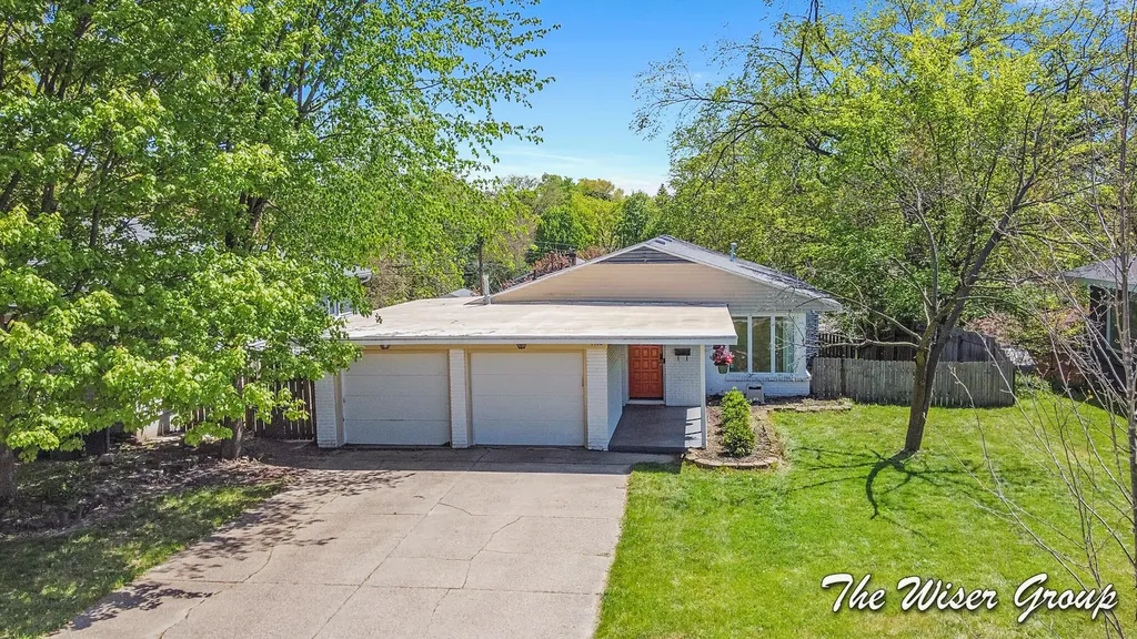 1742 Boston Street SE Grand Rapids City MI 49506