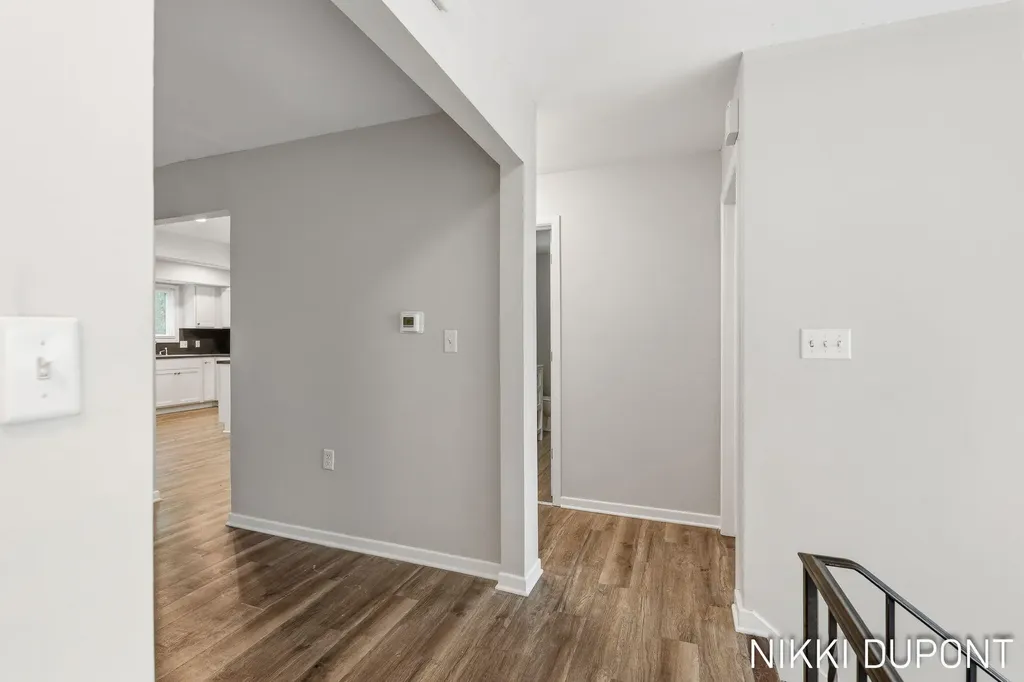 2417-2419 Edgewood Avenue SE Grand Rapids City MI 49546