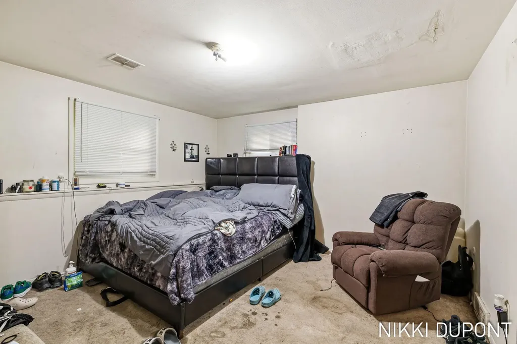 2417-2419 Edgewood Avenue SE Grand Rapids City MI 49546