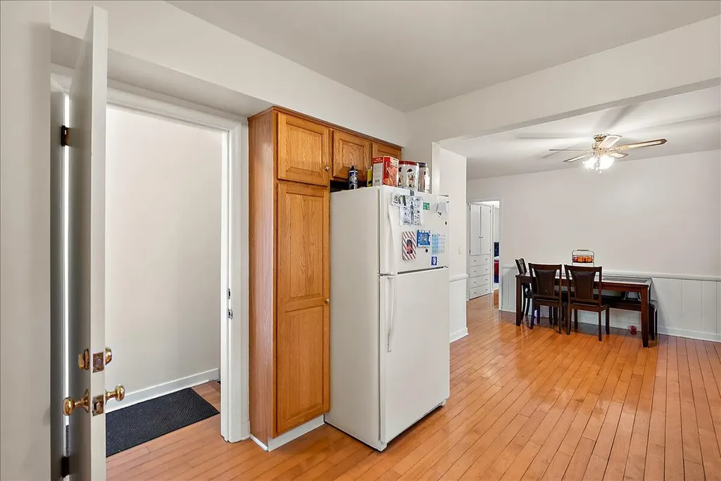 3035 E Paris Avenue SE Kentwood City MI 49512